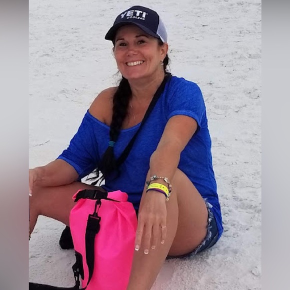 Meet your Posher, Bobby - Picture 10 of 14